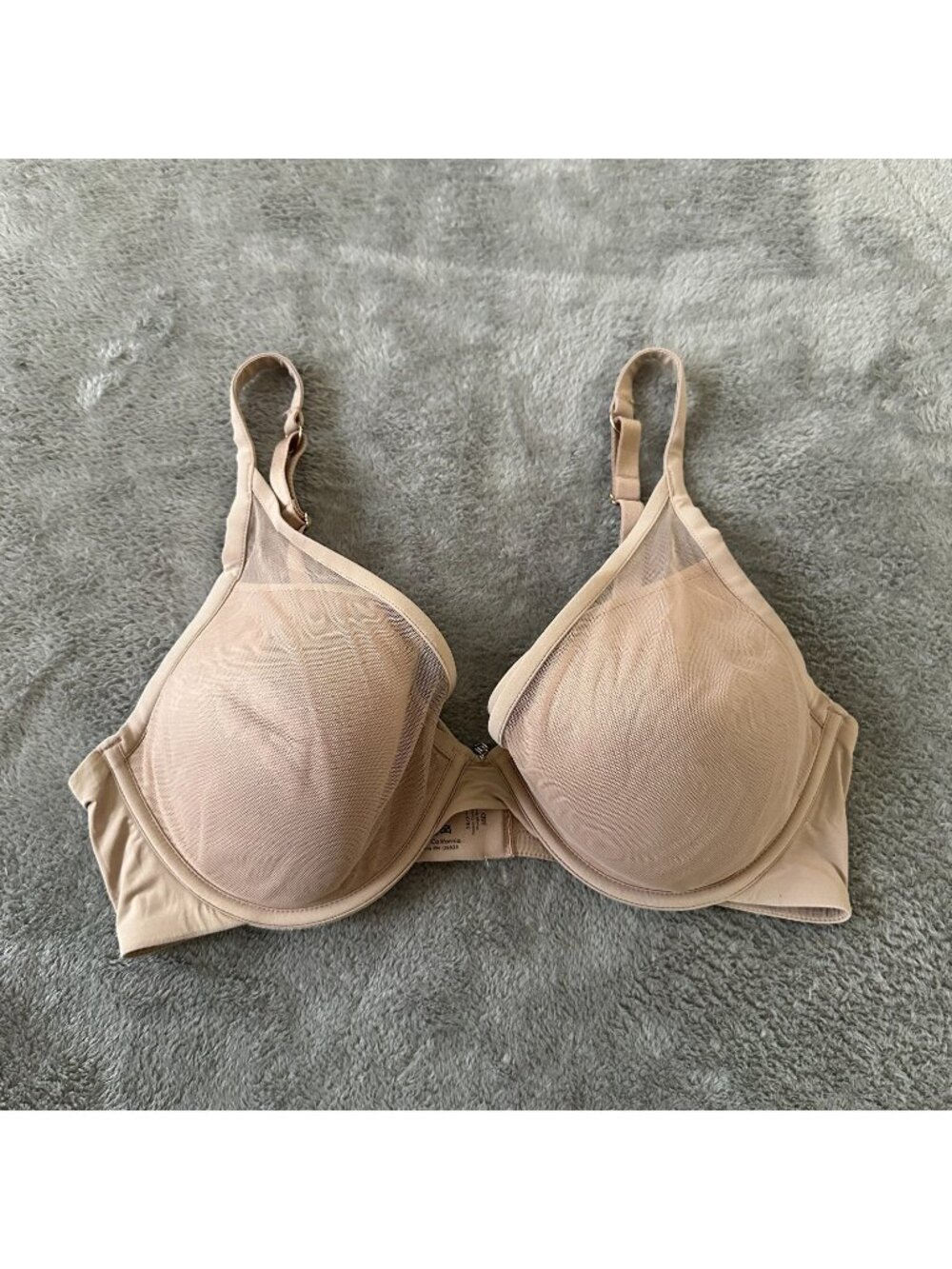Third Love ThirdLove 24/7 Classic Contour Plunge Bra 38D Underwire Bra